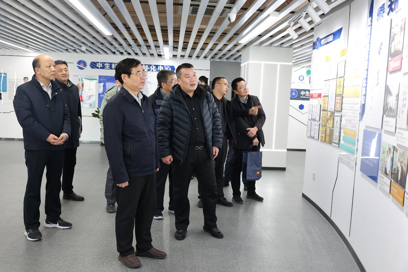 图片1.png 图片1.png